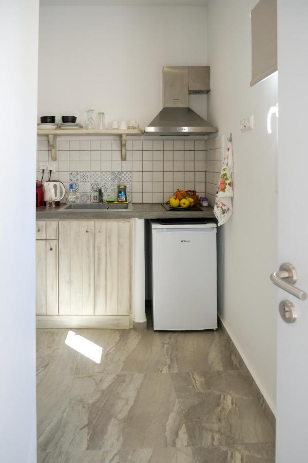 Theodora Luxury Studios Naxos City Экстерьер фото